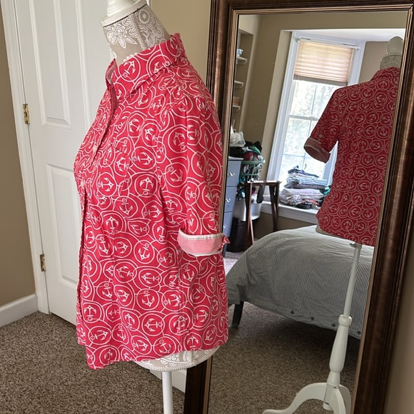 L.L. BEAN Women's Coral and White Anchor Short Sleeve Button Down Blouse M-R - Picture 2 of 4